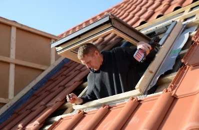 Pose de fenêtres de toit Velux à Émanville